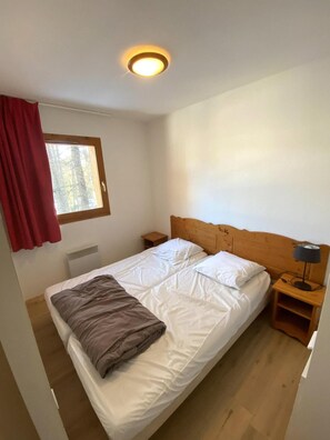 1 bedroom, WiFi - 200m from resort center, 4th floor, view mountain, balcony, tv, ski locker, 30m², Superdévoluy (Le Dévoluy)