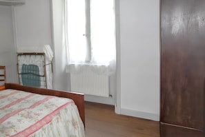 2 bedrooms, free WiFi