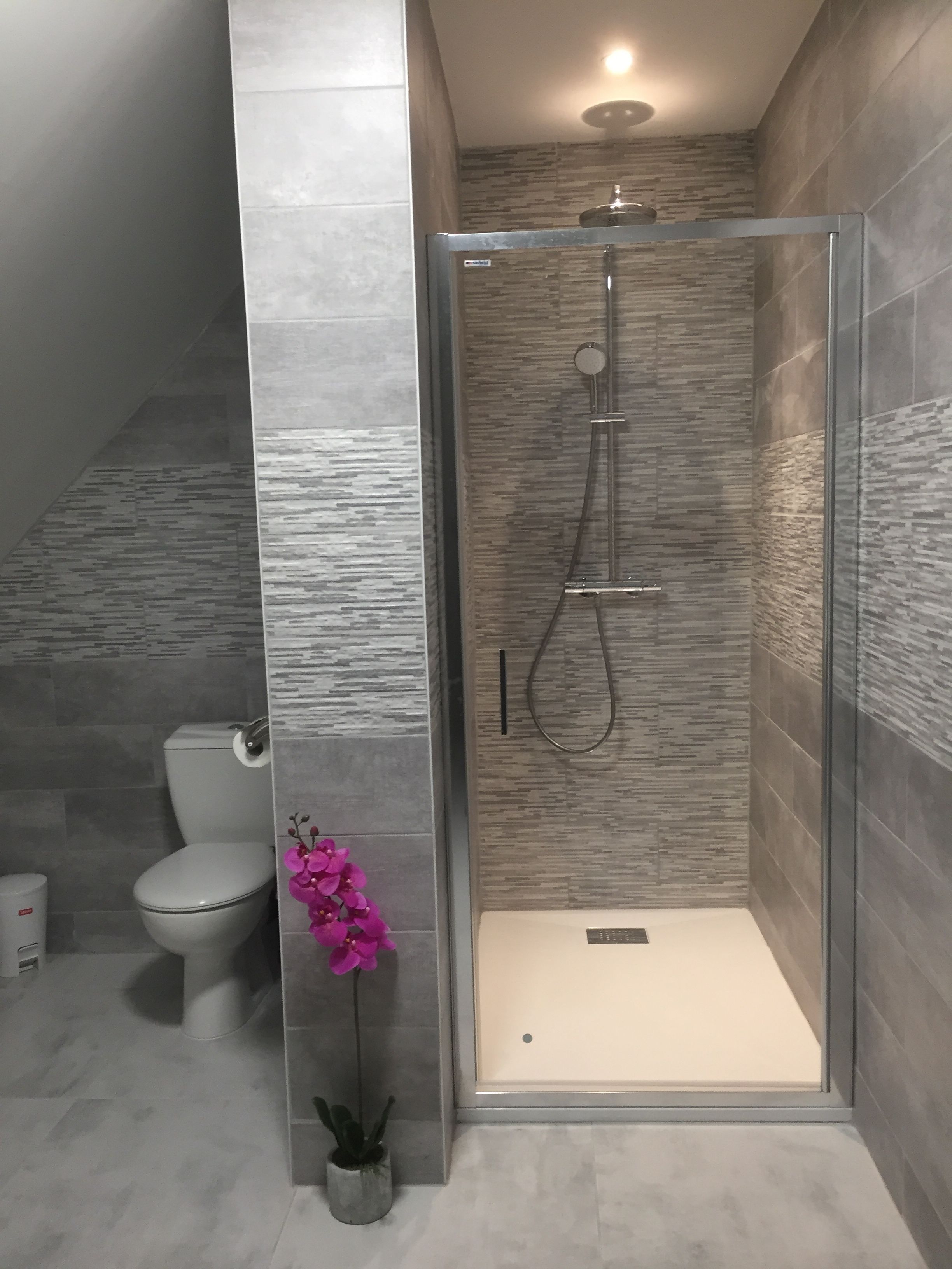 家 庭客房 | 浴室 | 風筒、提供毛巾、番梘、洗頭水