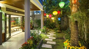 Terrace/patio - A hidden oasis villa along a narrow path 50 paces from white sand beach. (Tp. Hội An)