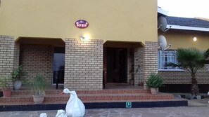 Fachada del alojamiento