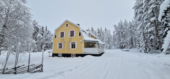 EntrĂ©e de lâhĂ©bergement