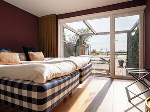 1 chambre, décoration personnalisée, ameublement personnalisé