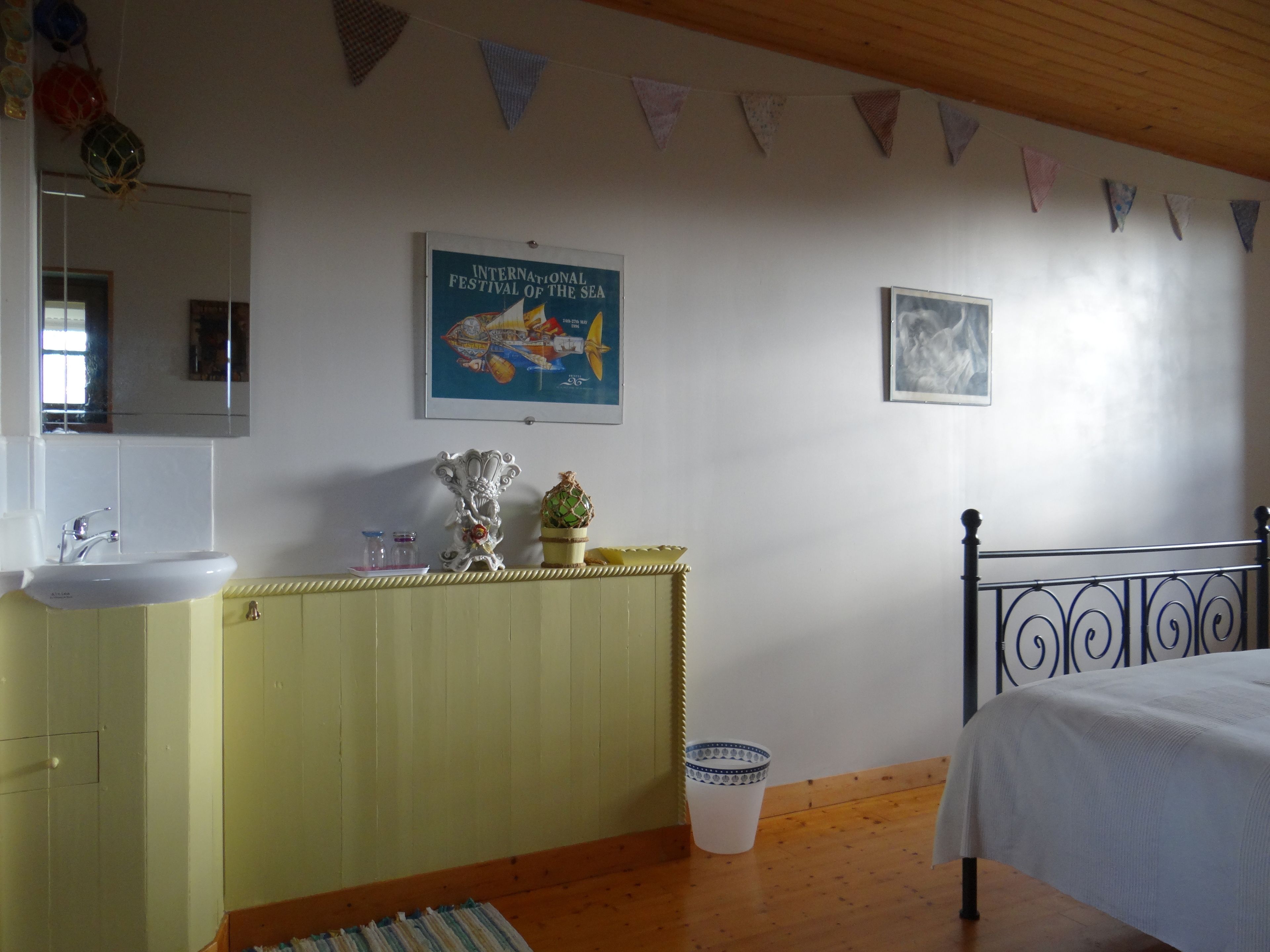 Décoration personnalisée, rideaux occultants, lits bébé (gratuits)