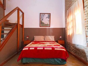 Trang trí khác biệt, trang bị nội thất với thiết kế riêng biệt 