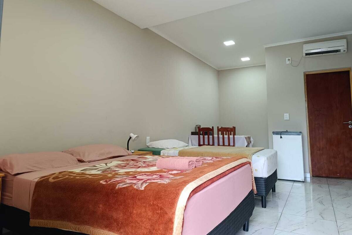 1 bedroom, individually decorated, individually furnished