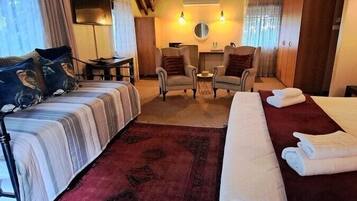 Executive Double Room, 1 King Bed, Garden View | In-room safe, laptop workspace, iron/ironing board, free WiFi