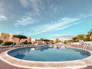 Outdoor pool, a heated pool - Townhouse for best holidays (Callao Salvaje)