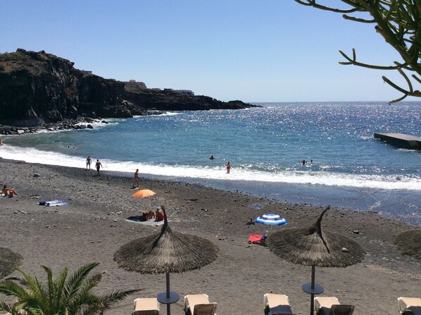 Beach nearby, sun-loungers - Townhouse for best holidays (Callao Salvaje)