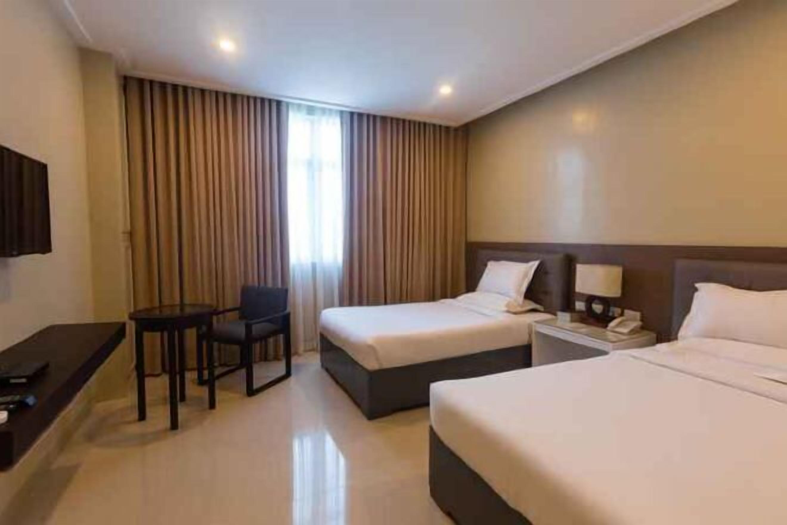 Coffres-forts dans les chambres, bureau