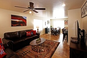 Téléviseur connecté, lecteur de DVD