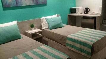 Comfort Twin Room | Premium bedding, in-room safe, individually decorated