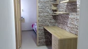 3 habitaciones, escritorio y wifi