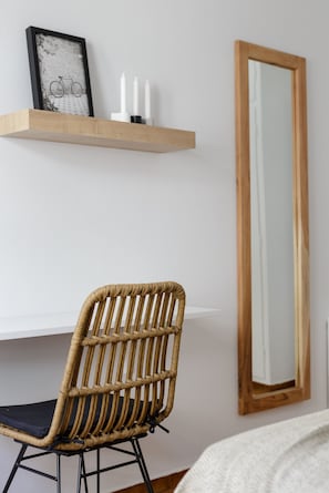 Apartment, 2 Bedrooms, City View | Room amenity