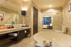 Towels, soap, shampoo, toilet paper
