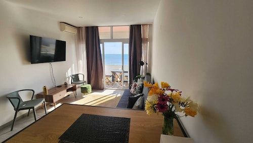 Amazing Meerblick vom Balkon und Schlafzimmer. 