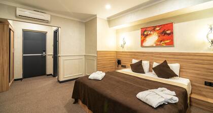 Mildom City Hotel