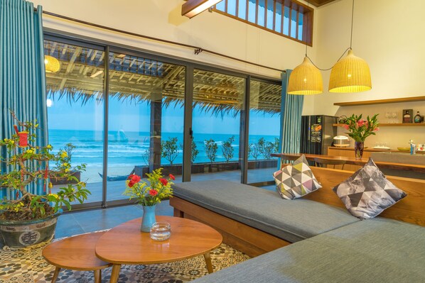 TV - Jack Tran's Beach House Tam Thanh-The getaway beach paradise (Tam Kỳ)