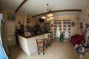 Bar (in der Unterkunft)