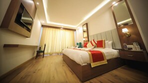 Luxury-Doppelzimmer, Bergblick | Schallisolierte Zimmer, Babybetten, Zustellbetten, kostenloses WLAN