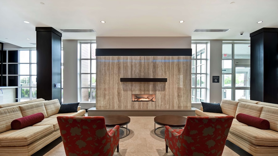 Hilton Garden Inn Lansing West