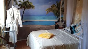 Deluxe dubbelrum - 1 queensize-säng - utsikt mot trädgården - trädgård | Extrasängar