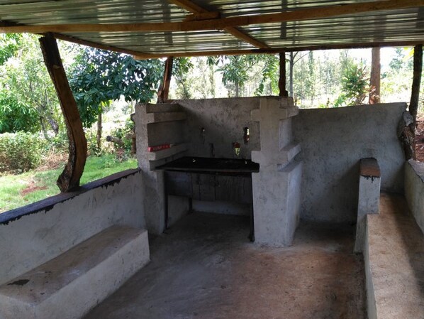 BBQ/picnic area