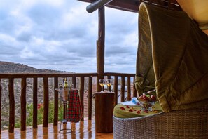 Balcony - Lerruat Log Resort (Bisil)