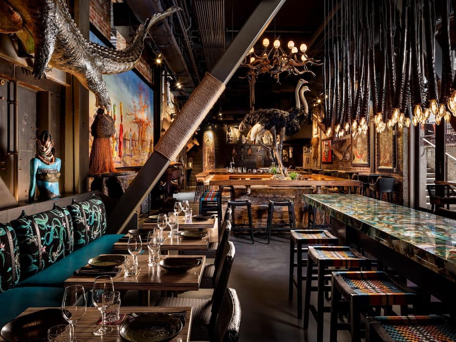 3 bares, 1 bar de tapas, 1 pub gastronómico y 1 bar en la azotea