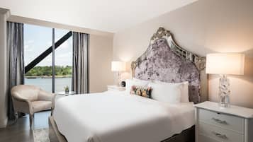 Minibar, in-room safe, desk, laptop workspace