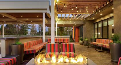 Home2 Suites by Hilton Portland Airport OR