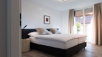 Premium bedding, individually decorated, individually furnished, desk