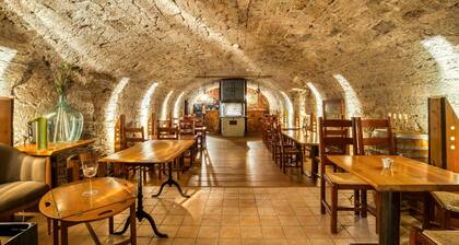 HÎtel-Résidence La Croix-Blanche