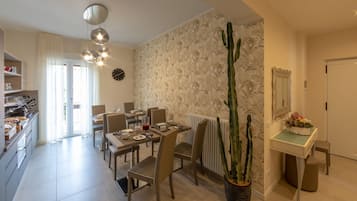 Colazione a buffet inclusa, servita tutte le mattine