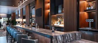 AC Hotel by Marriott Houston Downtown