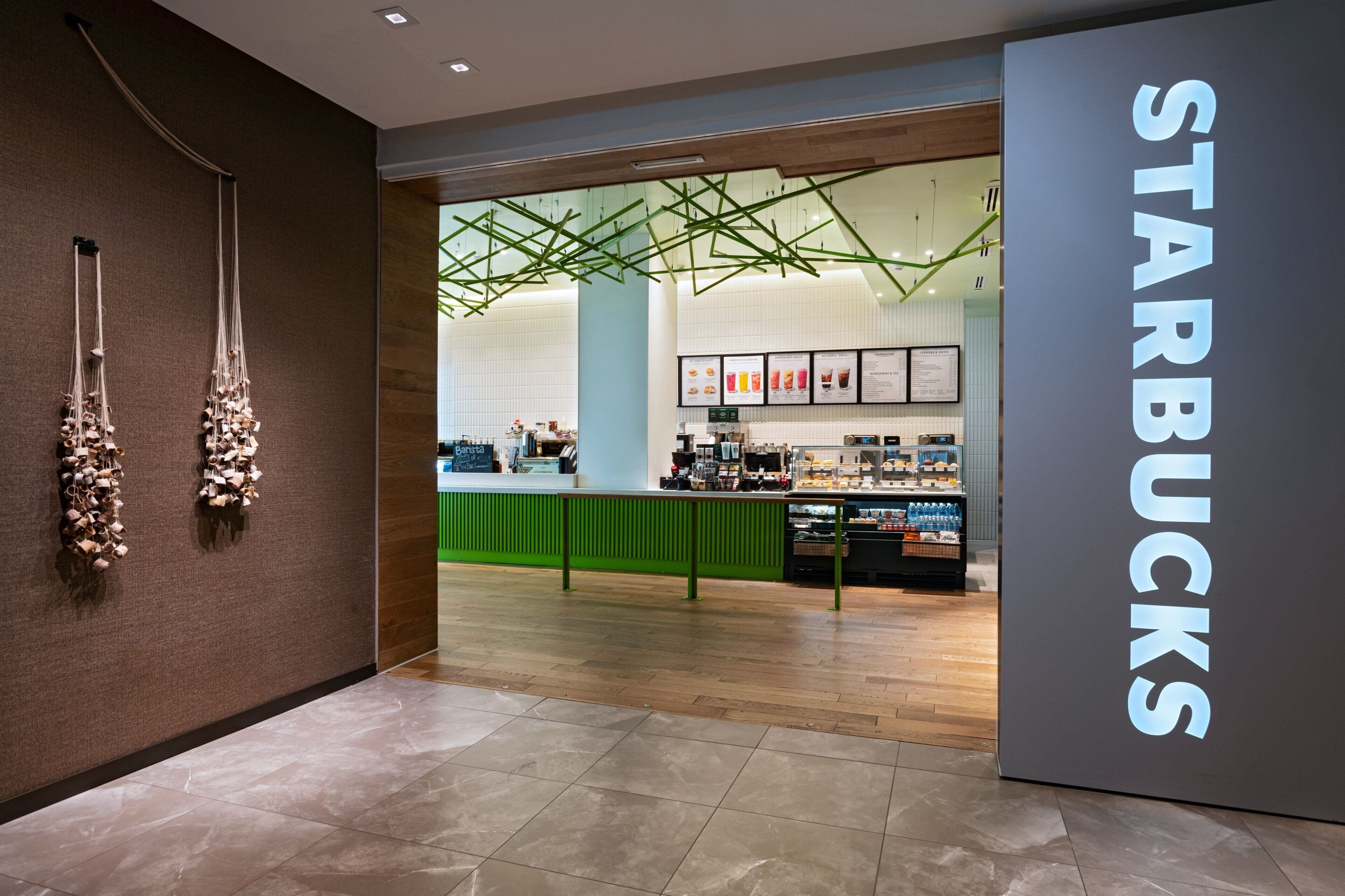 Morgenmadsbuffet hver dag (22 USD pr. person)