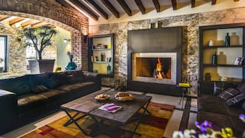 包每日全套早餐