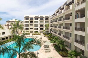 Front of property - Aruba Stop Vacation Rentals (Noord)