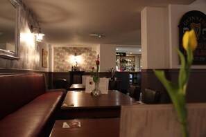 Restaurant - Alcester Inn (Alcester)