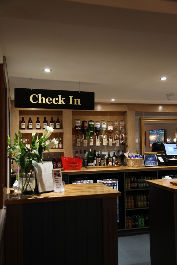 Check-in/check-out kiosk