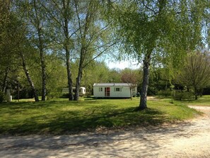 Garden - Camping de Lagraulière (Perpezac-le-Noir)