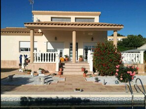 Alberca al aire libre 