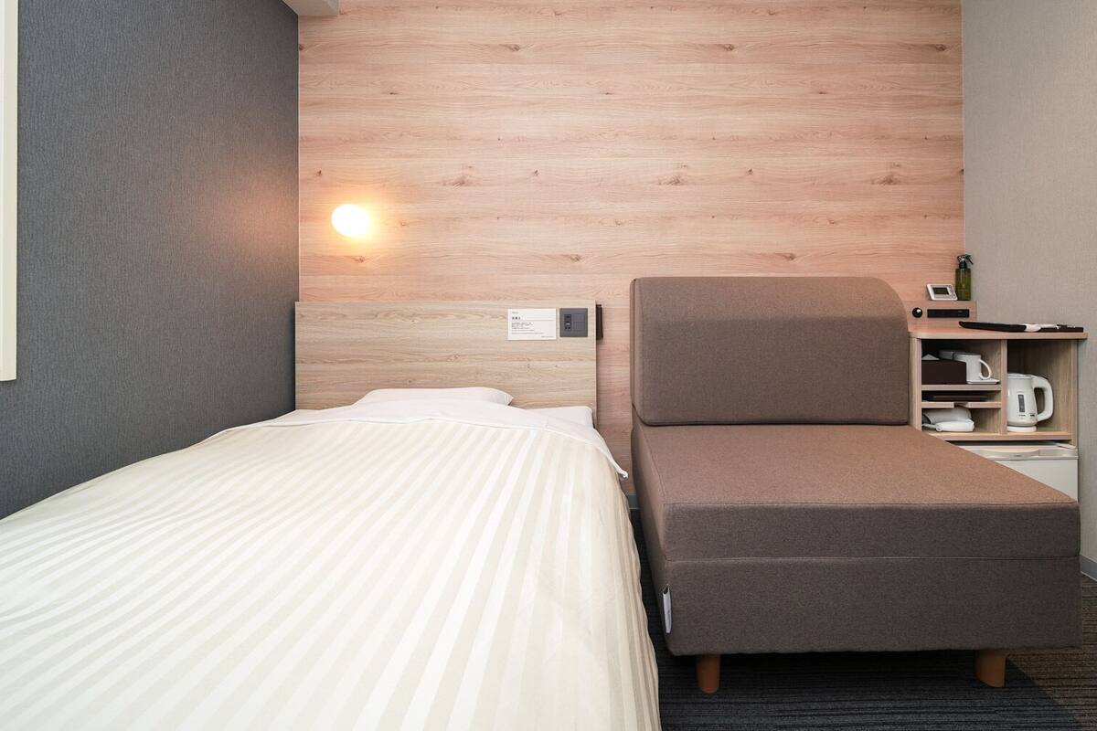 Schreibtisch, kostenloses WLAN, Bettwäsche