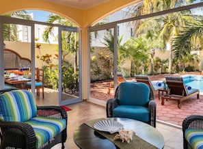 Property grounds - Spacious Hacienda style home with charming garden, screened porch and pool (Puerto Morelos)