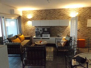 Flachbildfernseher, Kamin