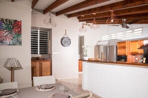 Dining - Cozy Villa, Large capacity and pool (POINT A PITRE)