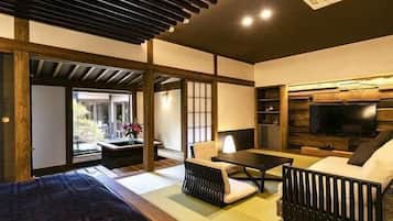 Ruang kerja ramah laptop dan kedap suara