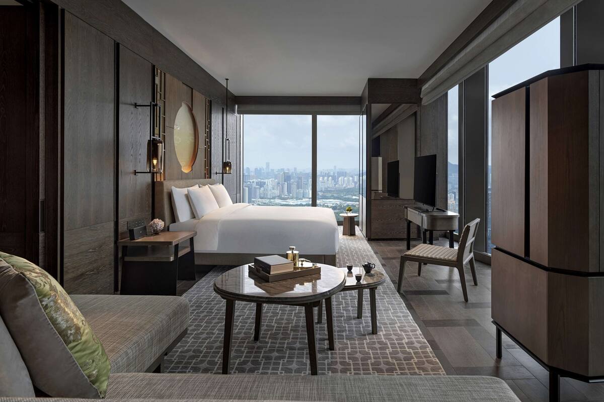 minibar, in-room safe, individually decorated, individually furnished