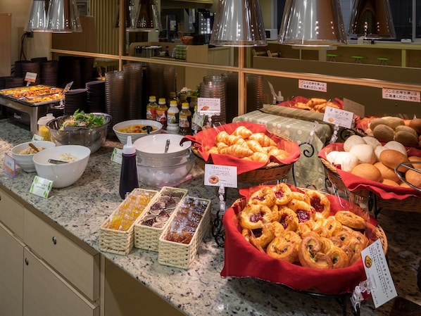 Desayuno estilo bufé