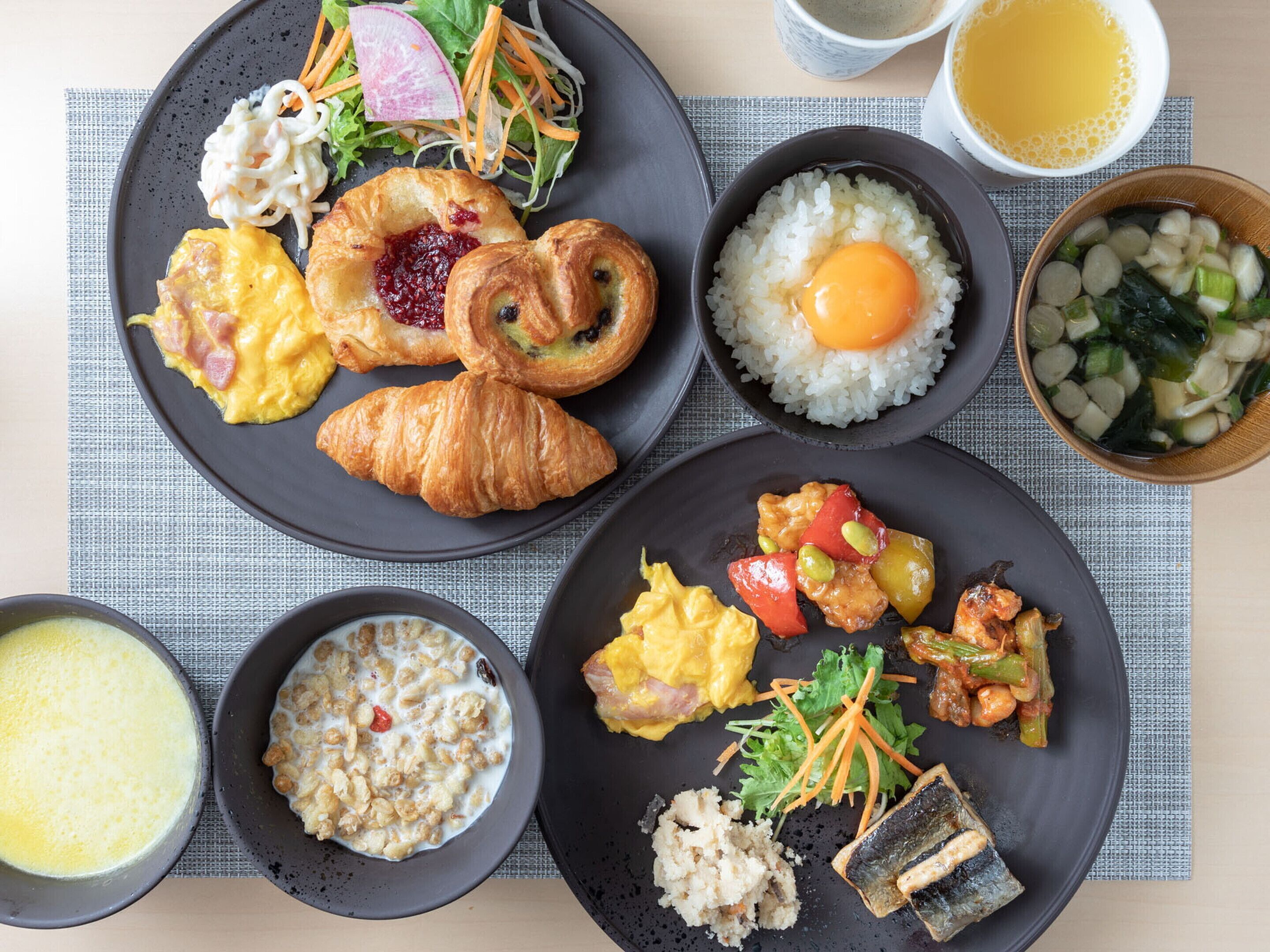 Breakfast buffet